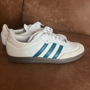 Adidas Samba sneakers